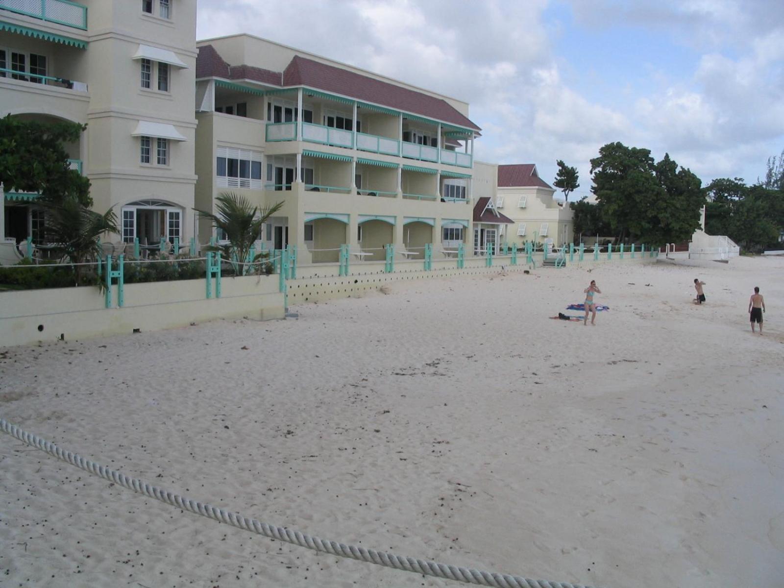 Coral Mist Beach Hotel Бриджтаун Экстерьер фото